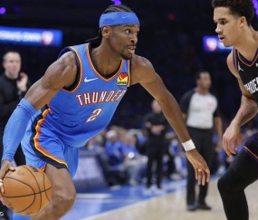 压力山大！SGA手感冰凉18中5三分4中0 罚球15中砍25分