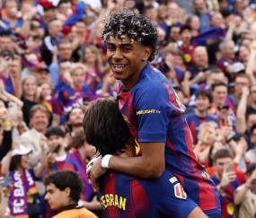 一场4-1，让弗里克创造历史，冠军恐无悬念：前2相差9分