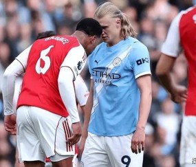 争议！阿森纳7500万中卫锁喉+撕烂哈兰德球衣 故意顶牛挑衅逃红牌