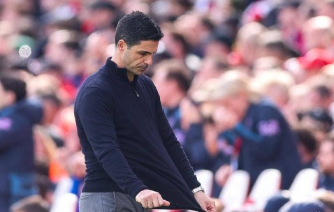 近4场3负！阿森纳球迷心态崩溃，疯狂留言：继续推迟夺冠，塔帅应下课